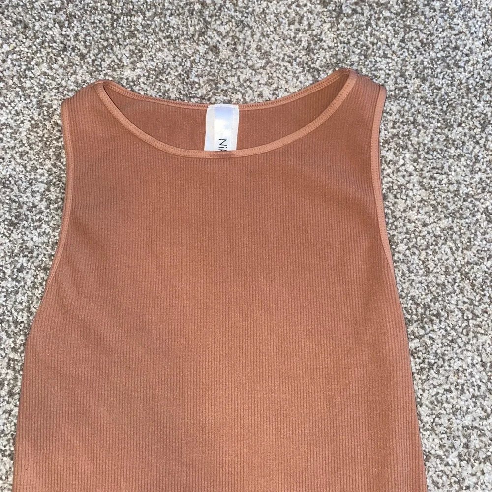 Camel Ribbed High Neck Crop - Picture 2 of 3